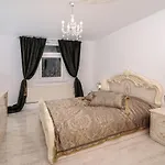Hotel Designpension Traumschloss Garni 2*