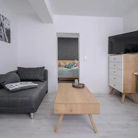 מלון Designpension Traumschloss Garni 2*