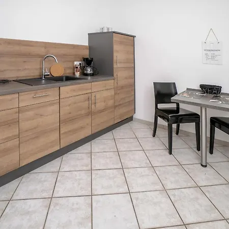 Designpension Traumschloss Garni מלון