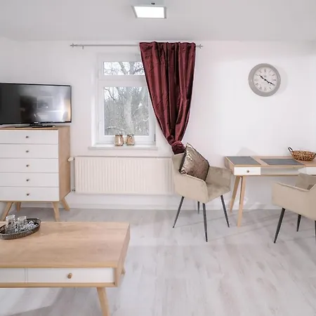 Designpension Traumschloss Garni מלון