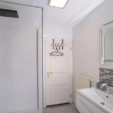מלון Designpension Traumschloss Garni ורניגרוד