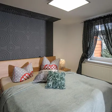 Designpension Traumschloss Garni