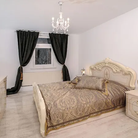 فندق Designpension Traumschloss Garni 2*