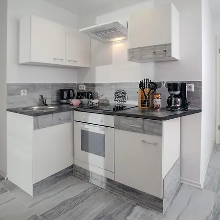 Designpension Traumschloss Garni Отель 2*