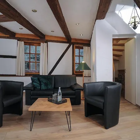 Designpension Traumschloss Garni 2*