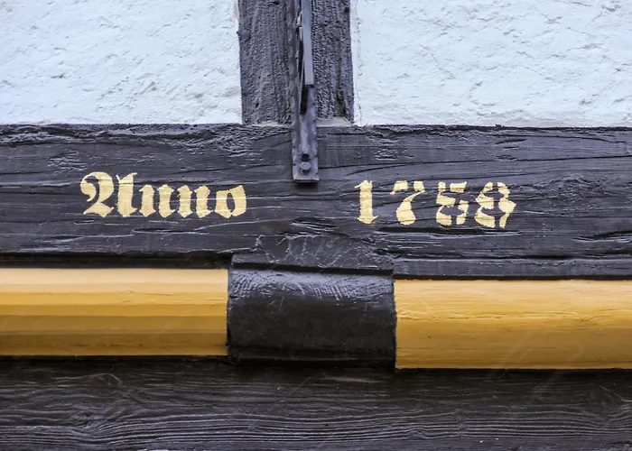 Designpension Traumschloss Garni Hotel 2*