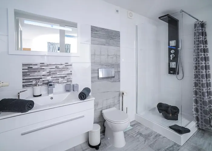 Designpension Traumschloss Garni Hotell